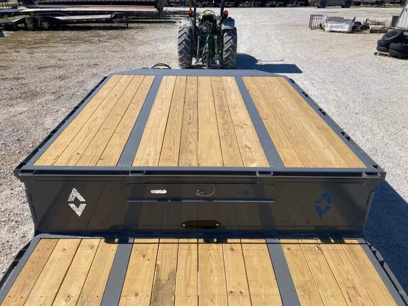 new Equipment / Flatbed Trailers Diamond C Trailers  for sale, in Billings, MO Thumbnail 5