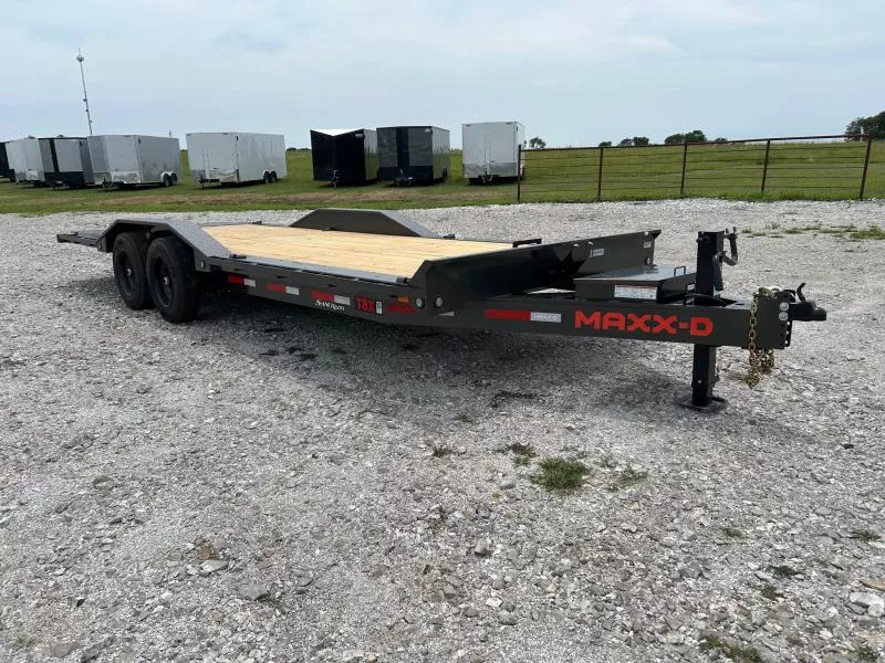 2026 MAXX-D 102x22 Tandem 17.5K Power Tilt w/ Drive Over Fenders & Tuff Wireless