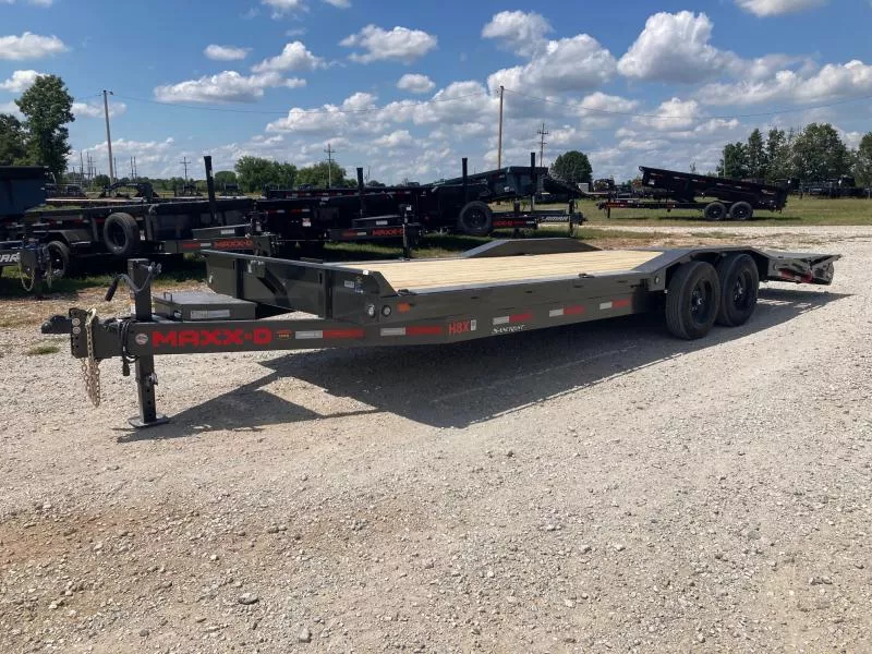 2026 MAXX-D 102X24 TANDEM 17.5K EQUIPMENT W/ 4' DOVETAIL, MINI MAX RAMPS & DRIVE OVER FENDERS
