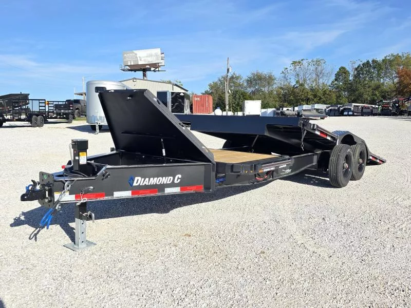 2026 Diamond C 102 X 22 HXD210 TANDEM GRAVITY TILT W/ 4' STATIONARY & 18' TILT DECKS/ DRIVE OVER FENDERS/ 2-10K AXLES