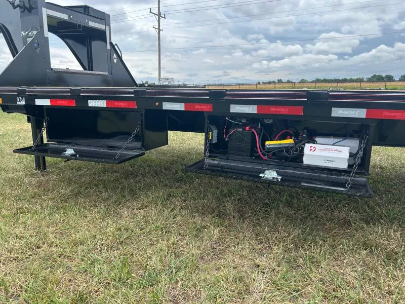new Equipment / Flatbed Trailers Diamond C Trailers  for sale, in Diamond, MO Thumbnail 8