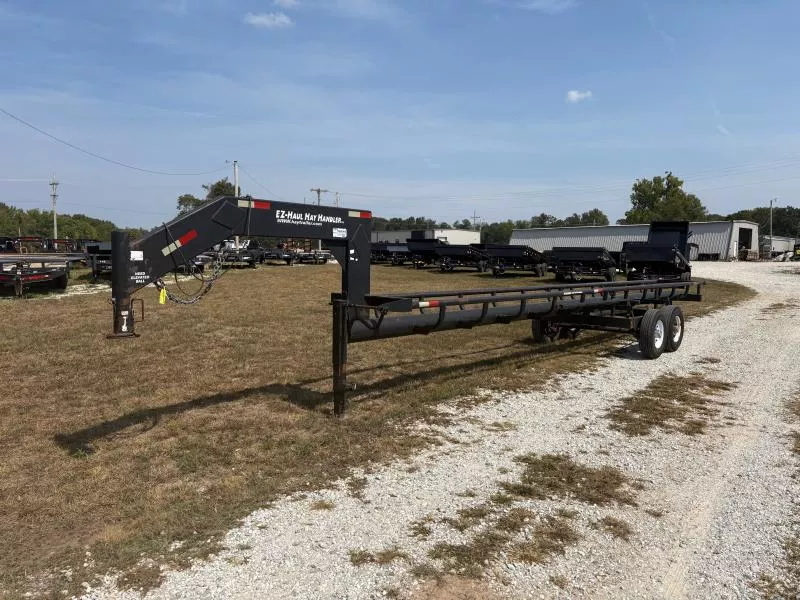 2017 EZ-Haul 32' TANDEM 14K IN LINE HAY TRAILER