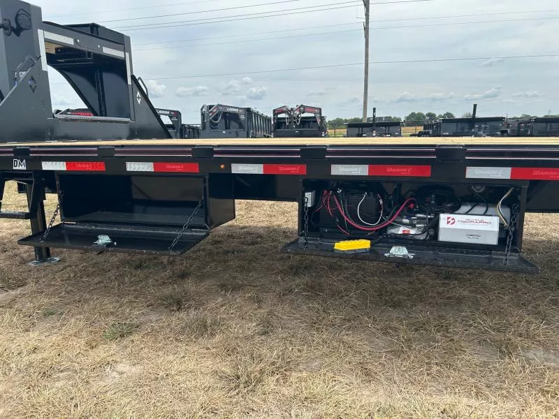 new Equipment / Flatbed Trailers Diamond C Trailers  for sale, in Diamond, MO Thumbnail 9