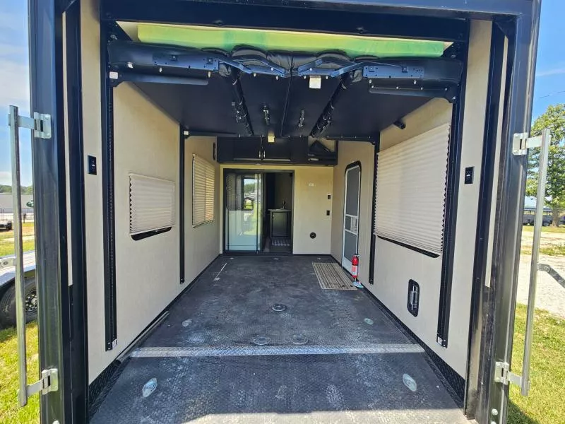 used Cargo (Enclosed) Trailers Dutchmen RV  for sale, in Billings, MO Thumbnail 4
