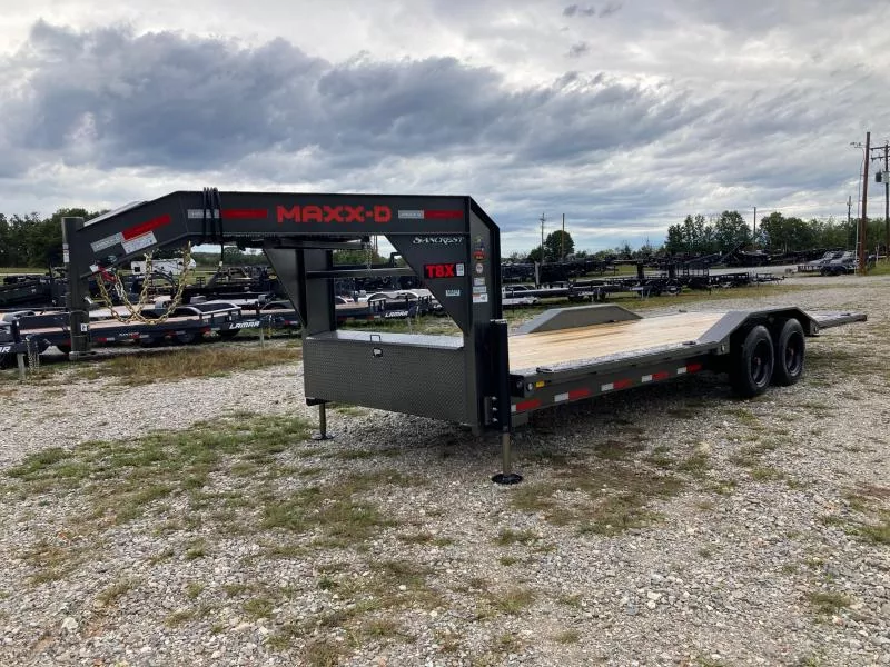 2026 MAXX-D 102X24 TANDEM 18K FULL TILT W/ HYDROJACKS, DRIVE OVER FENDERS & WINCH PLATE