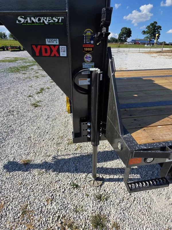 new Equipment / Flatbed Trailers MAXX-D  for sale, in Rogersville, MO Thumbnail 8