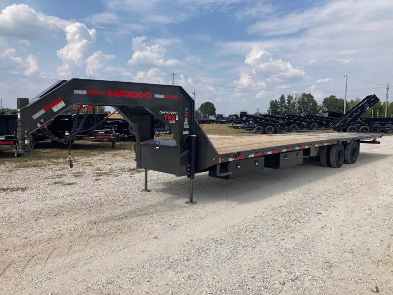 2026 MAXX-D 102X34 TANDEM 40K GN W/ BLACKWOOD RUNNERS, DISC BRAKES, & WIRELESS REMOTE