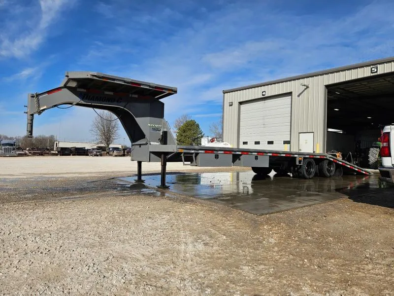used Equipment / Flatbed Trailers Diamond C Trailers  for sale, in Billings, MO Thumbnail 3