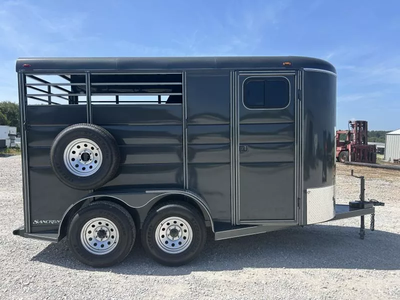 2025 Calico Trailers 2025 CALICO 2 HORSE BUMPER PULL 7' TALL Stock / Stock Combo Trailer