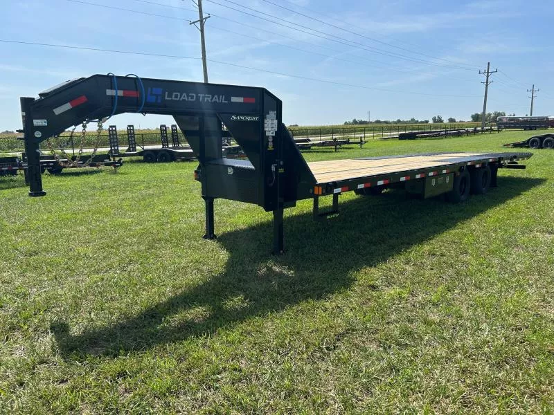 2026 Load Trail 102x32 Tandem 24K GN Hydrotail w/ Hydraulic Jacks & 10' Fully Cleated Tail