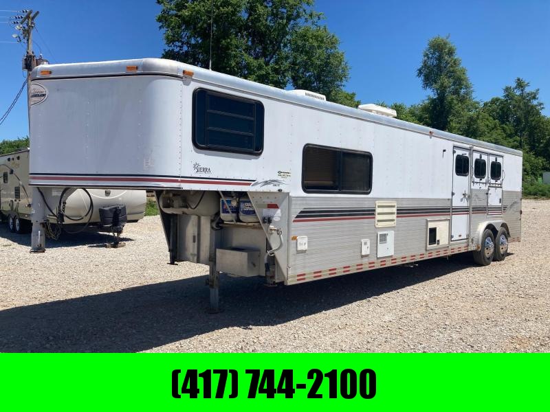 2000 Sundowner 96X36 TANDEM GN 3 HORSE SLANT W/ LIVING QUARTERS 2000 Sundowner 96X36 TANDEM GN 3 HORSE SLANT W/ LIVING QUARTERS