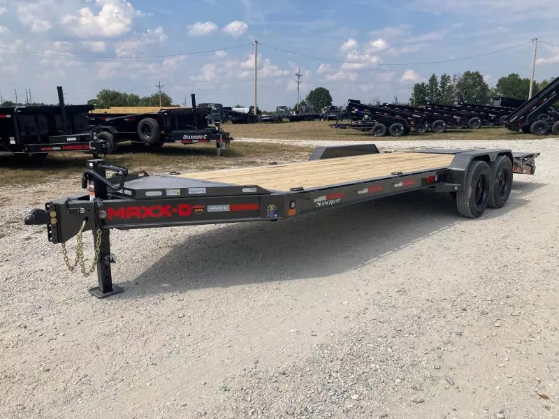 2026 MAXX-D 83X22 TANDEM 17.5K EQUIPMENT W/ MINI MAX RAMPS & LARGE TOOL BOX