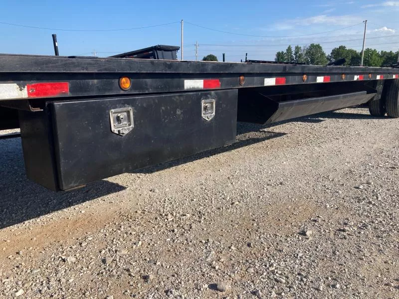 used Equipment / Flatbed Trailers Load Trail  for sale, in Billings, MO Thumbnail 10