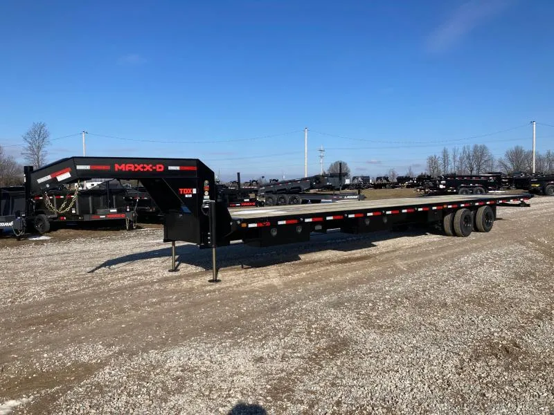 2026 MAXX-D 102X40 TANDEM 25.9K GN FULL TILT W/ HYDROJACKS, WIRELESS REMOTE & DISC BRAKES