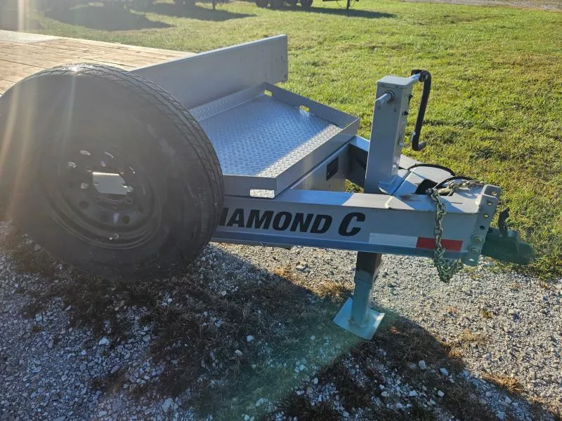 used Equipment / Flatbed Trailers Diamond C Trailers  for sale, in Billings, MO Thumbnail 5