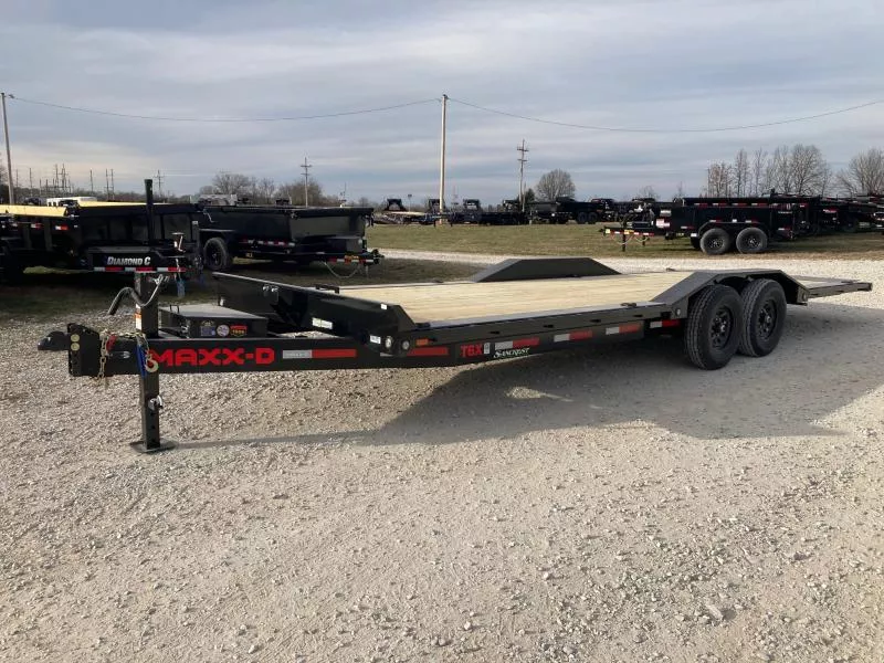 2026 MAXX-D 102x24 TANDEM 14K FULL TILT W/ DRIVE OVER FENDERS, WINCH PLATE & WIRELESS REMOTE