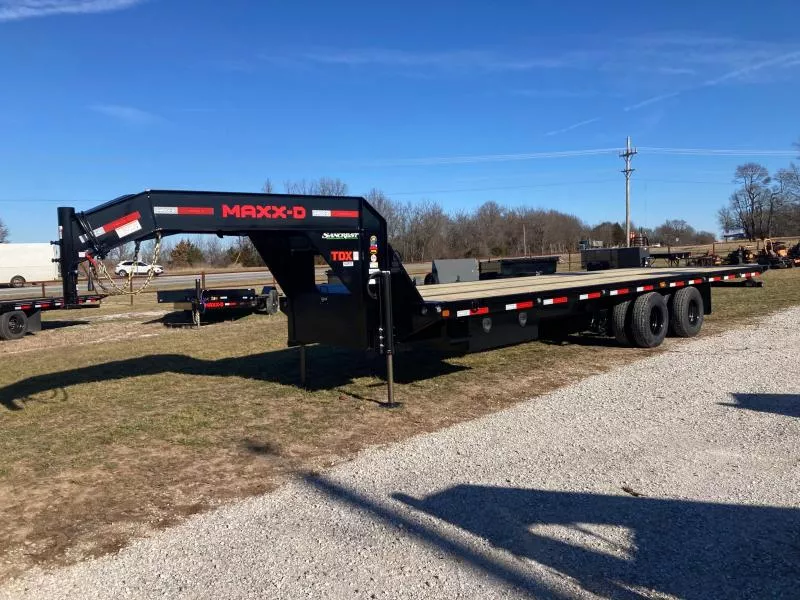 2026 MAXX-D 102X30 TANDEM 25K GN FULL TILT W/ HYDROJACKS, WINCH PLATE & WIRELESS REMOTE