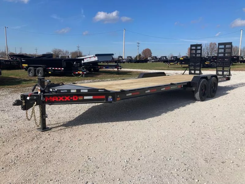 2026 MAXX-D EHX 83X24 TANDEM 17.5K EQUIPMENT W/ 2' DOVE, WIDE STAND UP RAMPS & LARGE TOOL BOX