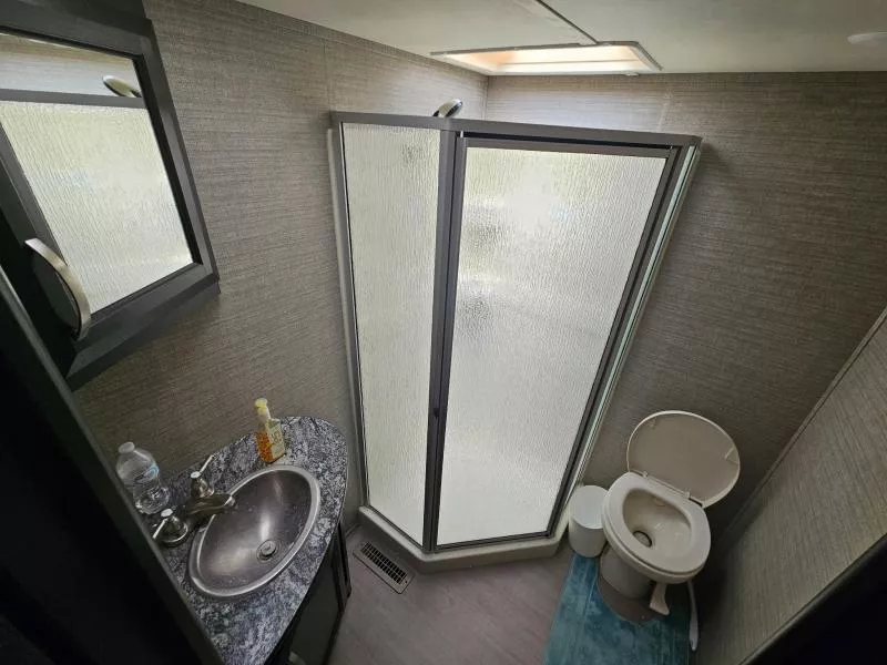 used Cargo (Enclosed) Trailers Dutchmen RV  for sale, in Billings, MO Thumbnail 2