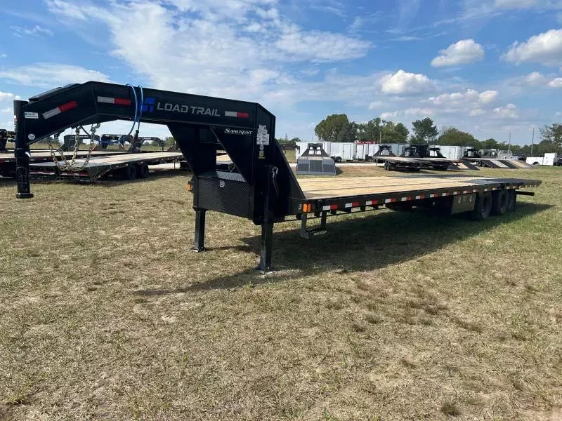 2026 Load Trail 102x36 Tandem 25.9K GN Hydrotail w/ Hydraulic Jacks & Full Steel Cleats