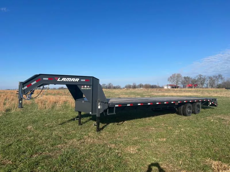2025 Lamar 102x32 Tandem 25.9K GN Flatbed w/ Mega Ramps & 15K Axles