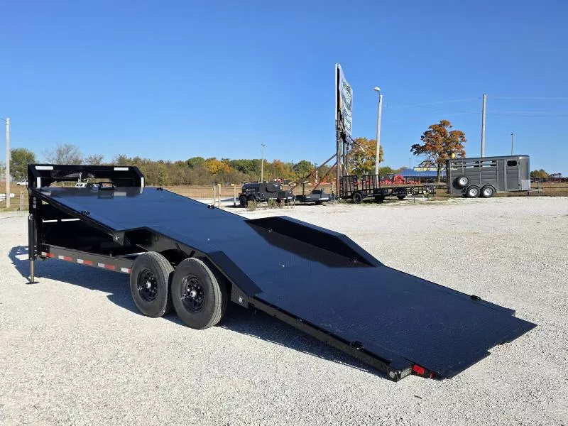 2026 MAXX-D 102 X 24 T6X TANDEM GN POWER TILT W/ HYDRO JACKS/ DRIVE OVER FENDERS/ STEEL FLOOR