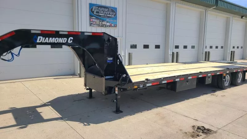 new Equipment / Flatbed Trailers Diamond C Trailers Other for sale, in Cresco, IA Thumbnail 2