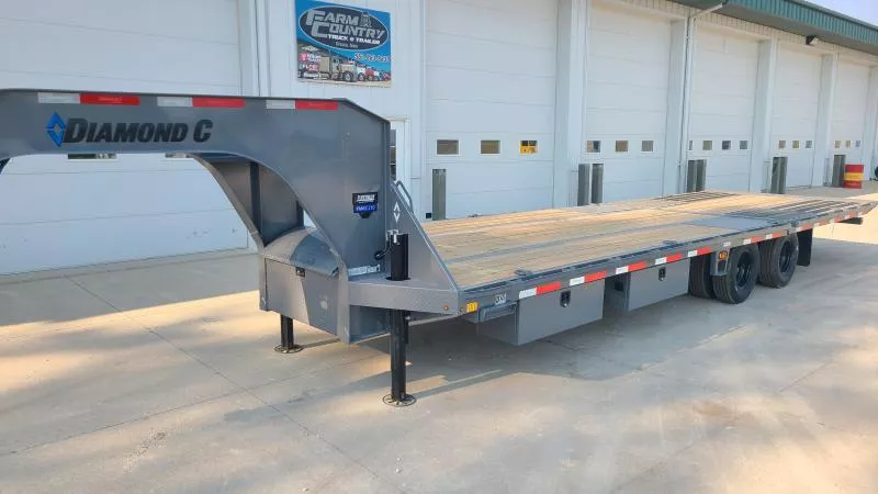 new Equipment / Flatbed Trailers Diamond C Trailers  for sale, in Cresco, IA Thumbnail 2