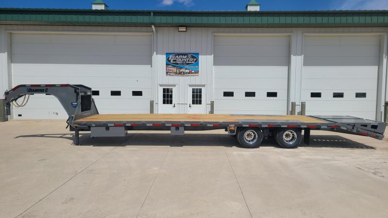 2025 Diamond C Trailers FMAX212 32ft  Flatbed Trailer wB6lCS5t4p88
