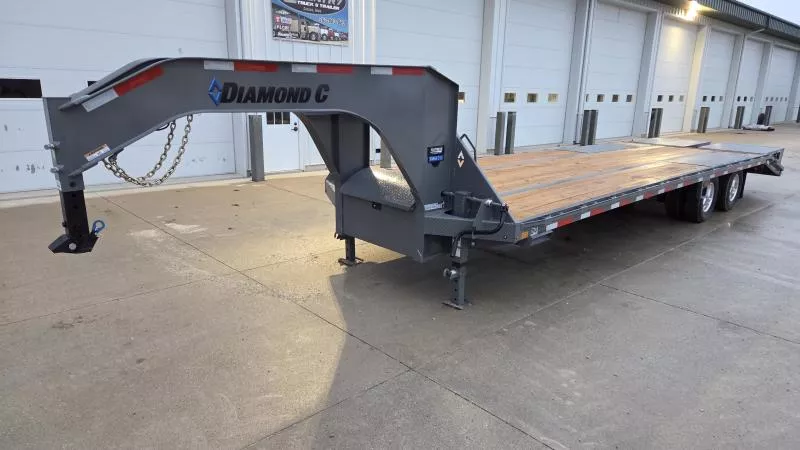 new Equipment / Flatbed Trailers Diamond C Trailers  for sale, in Cresco, IA Thumbnail 2