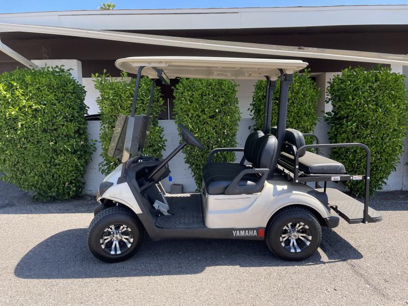 2018 Yamaha Golf Cars The Drive2 PTV (AC) Golf Cart Desert Golf