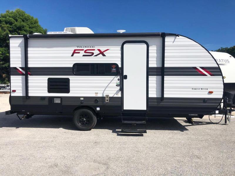 2022 Forest River Wildwood FSX Midwest 177BH 2022 Forest River Wildwood FSX Midwest 177BH