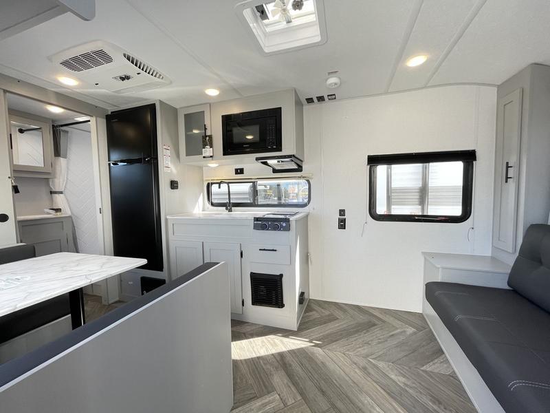 2022 Forest River Wildwood FSX Midwest 167RBK 2022 Forest River Wildwood FSX Midwest 167RBK