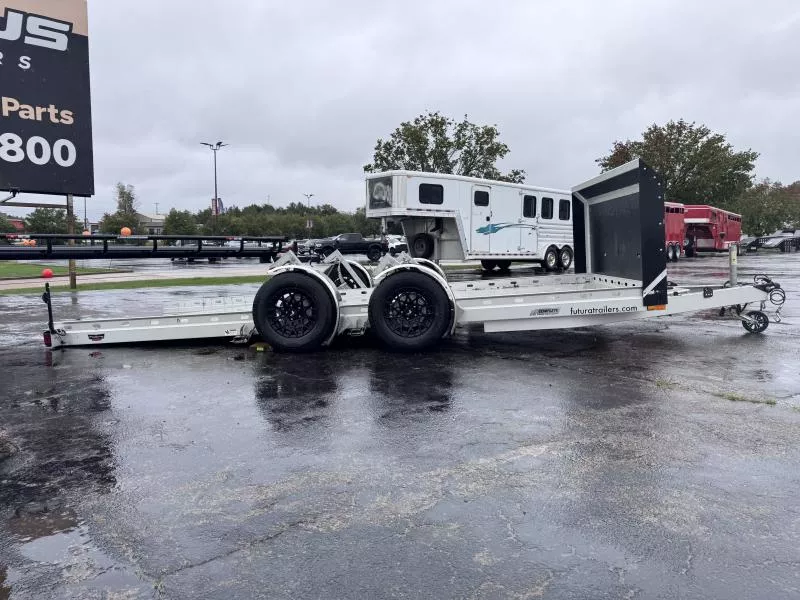 used Car Haulers / Racing Trailers Futura Trailers  for sale, in Farmington, MO Thumbnail 5