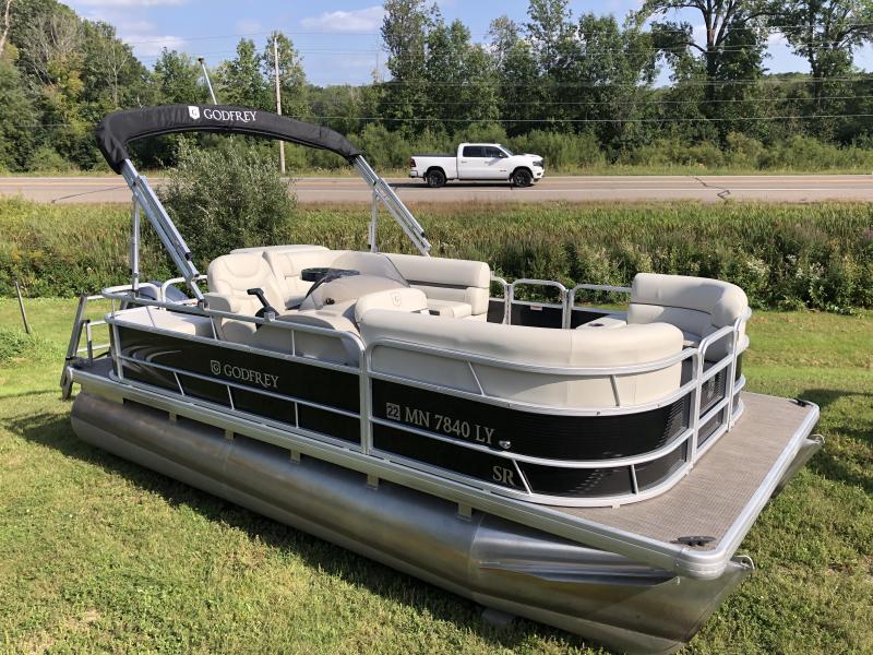 2020 Godfrey Pontoon Boats SR SW160C Pontoon Boat 2020 Godfrey Pontoon Boats SR SW160C Pontoon Boat
