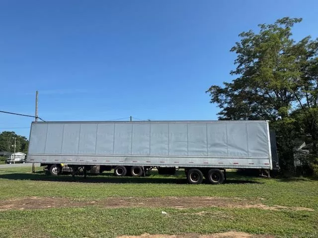 53x102 Dry Van with HD Lift Gate