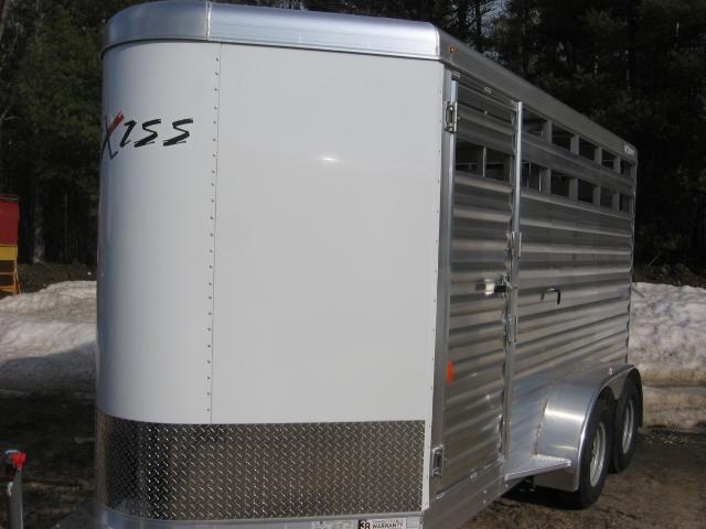 2019 Exiss Trailers Express STK 613BP 7-2 Horse Trailer 2019 Exiss Trailers Express STK 613BP 7-2 Horse Trailer