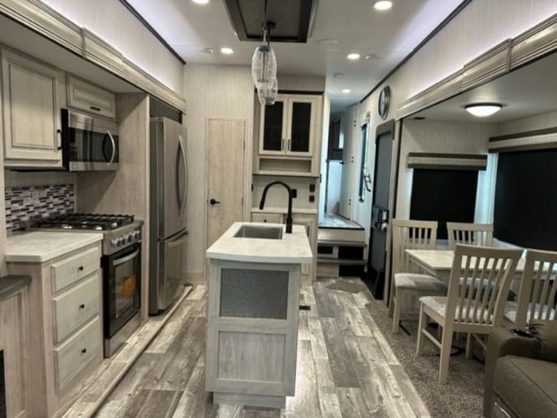 2022 Forest River Sierra Luxury 321RL Rose City RV Rose City