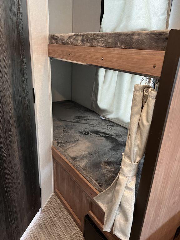 new Travel Trailers Forest River No Boundaries for sale, in Rose City, MI Thumbnail 9