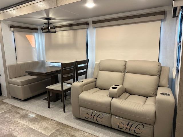 new Travel Trailers Forest River Rockwood Signature for sale, in Rose City, MI Thumbnail 5