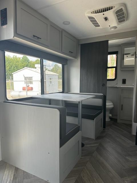 used Travel Trailers Forest River Salem FSX for sale, in Rose City, MI Thumbnail 4