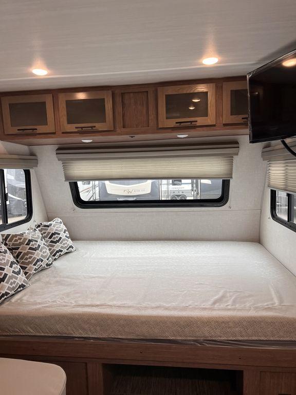 new Travel Trailers Forest River No Boundaries for sale, in Rose City, MI Thumbnail 7