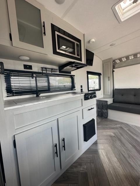 used Travel Trailers Forest River Salem FSX for sale, in Rose City, MI Thumbnail 8