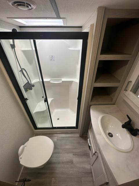 used Fifth Wheel Trailers Keystone RV Sprinter for sale, in Rose City, MI Thumbnail 9