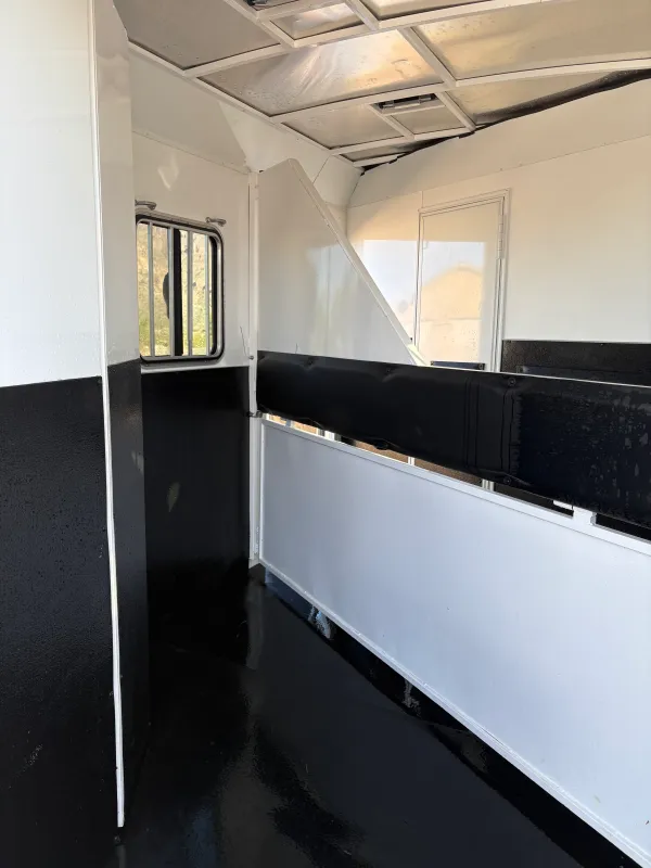 used Horse Trailers Bison Trailers  for sale, in Apache Junction, AZ Thumbnail 4