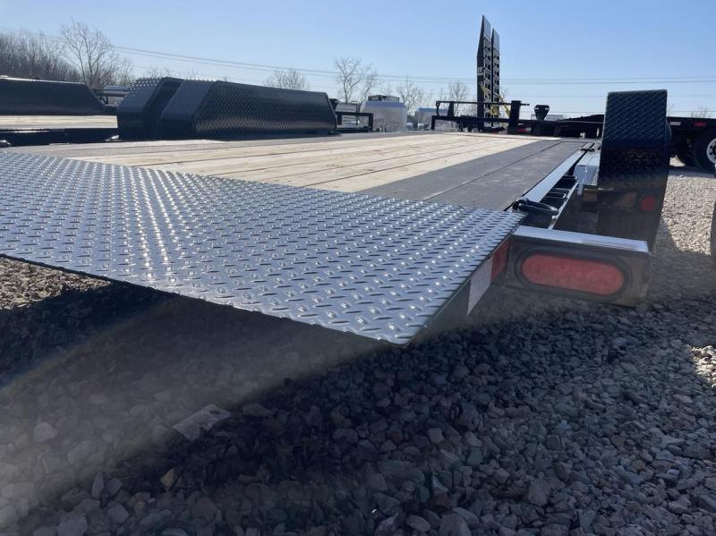 new Equipment / Flatbed Trailers PJ Trailers  for sale, in Frankfort, OH Thumbnail 2
