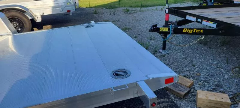 new Utility Trailers Aluma  for sale, in Circleville, OH Thumbnail 4