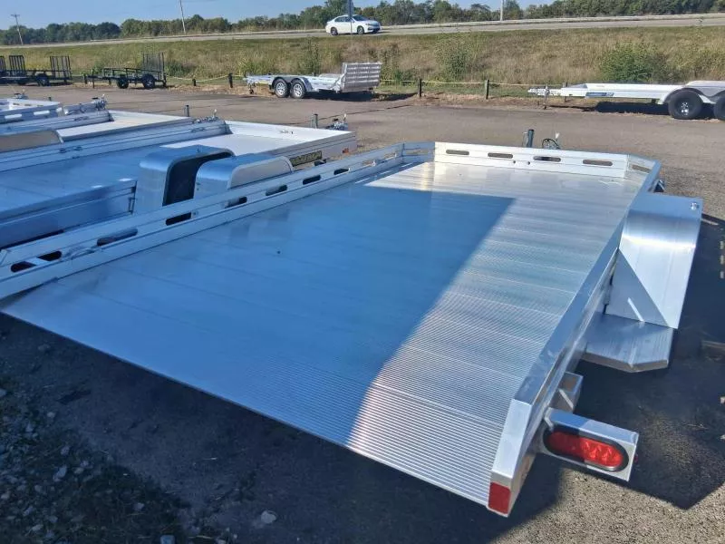 new Utility Trailers Aluma  for sale, in Circleville, OH Thumbnail 4