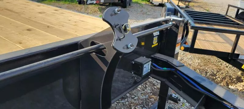 new Equipment / Flatbed Trailers Load Trail  for sale, in Circleville, OH Thumbnail 14