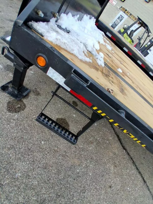 used Equipment / Flatbed Trailers Big Tex Trailers  for sale, in Circleville, OH Thumbnail 11